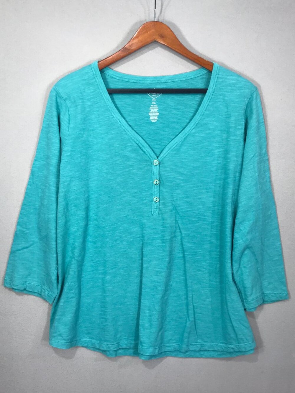 St Johns Bay T Shirt Womens Petite XL Blue Henley Pullover Tee V-Neck 3/4 Sleeve